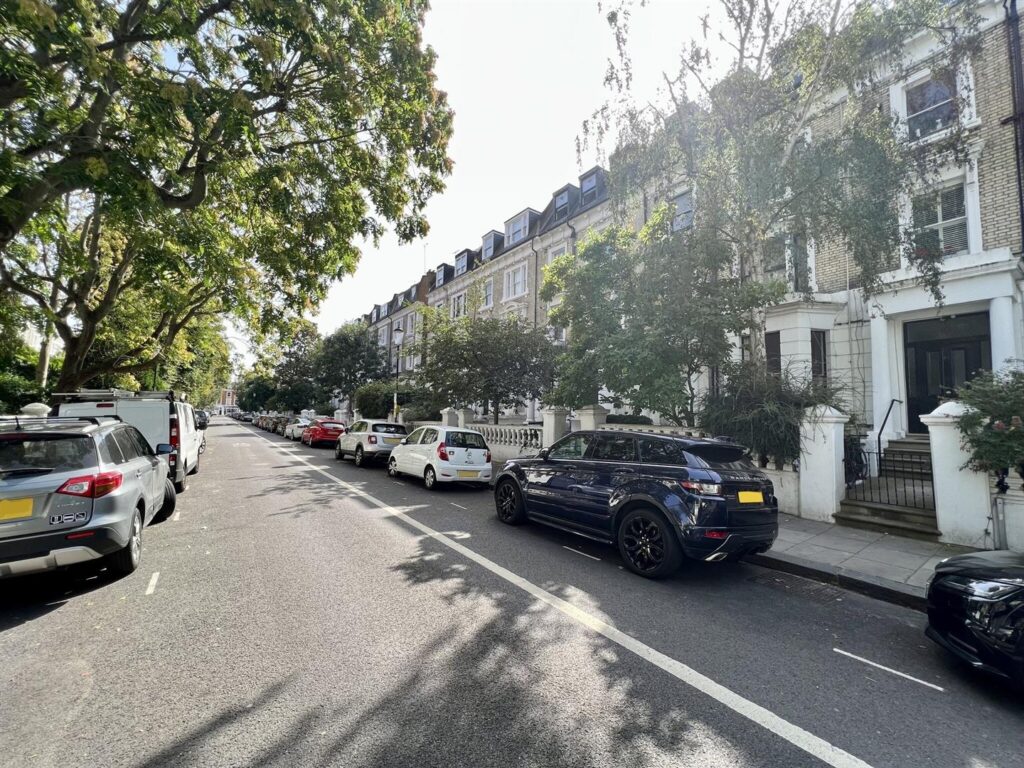 Elsham Road, Holland Park