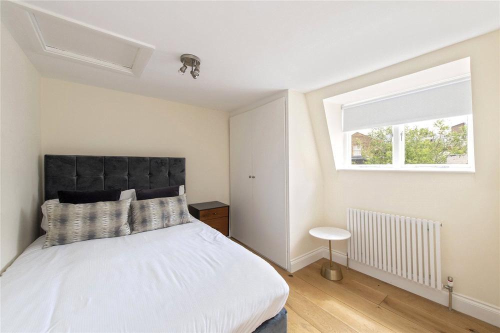 Montpelier Place, Knightsbridge