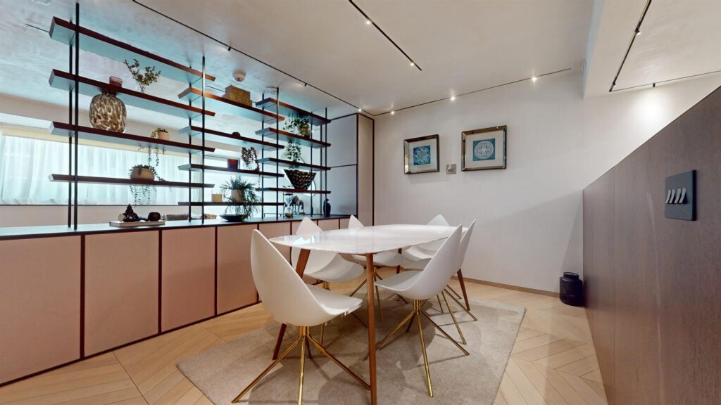 Campden Hill Road, Kensington