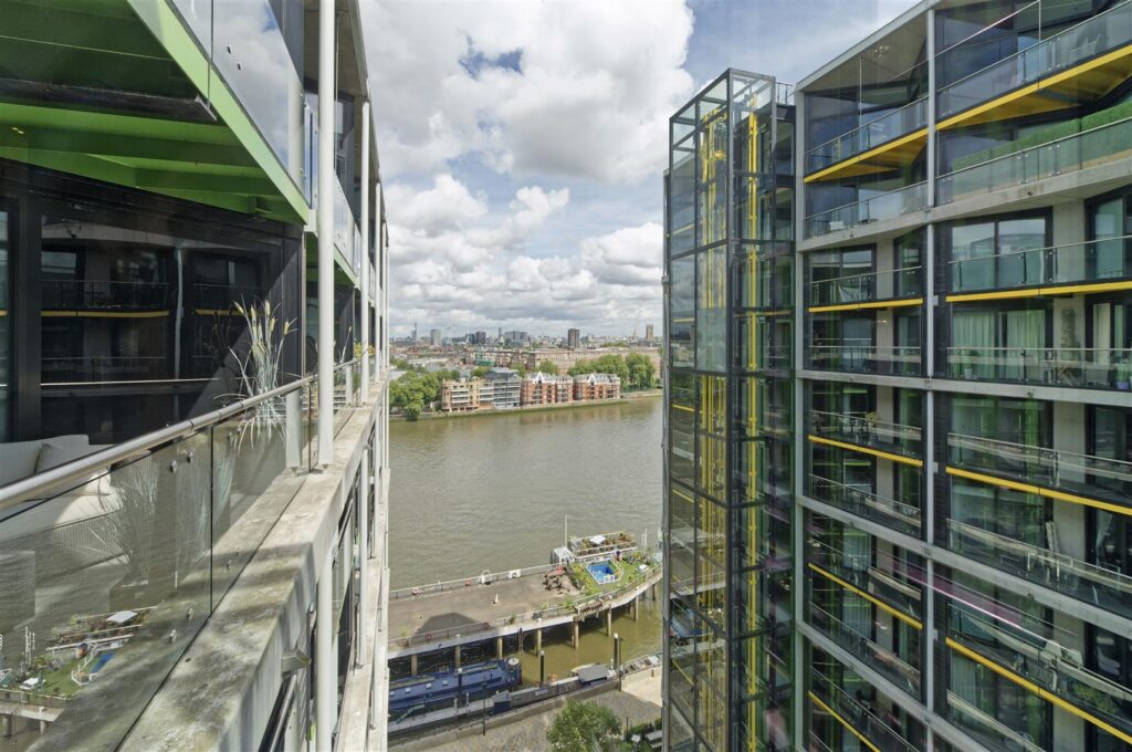 Riverlight Quay, Nine Elms