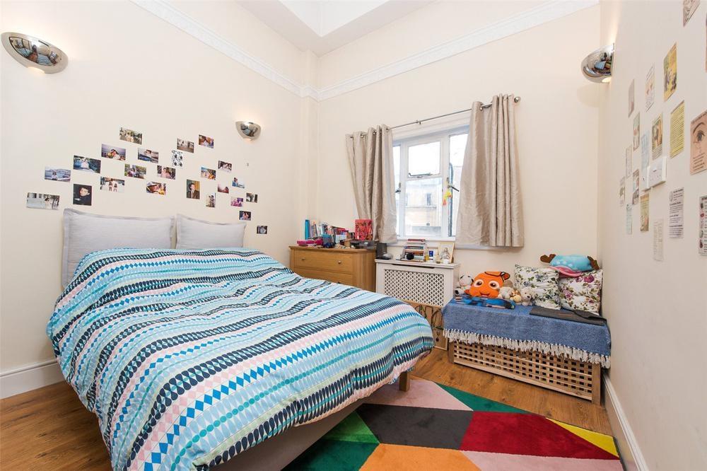 Chiltern Court, Baker Street