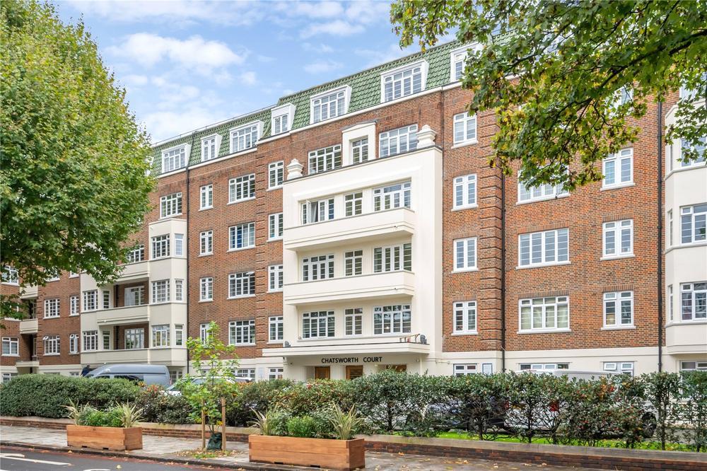 Pembroke Road, Kensington