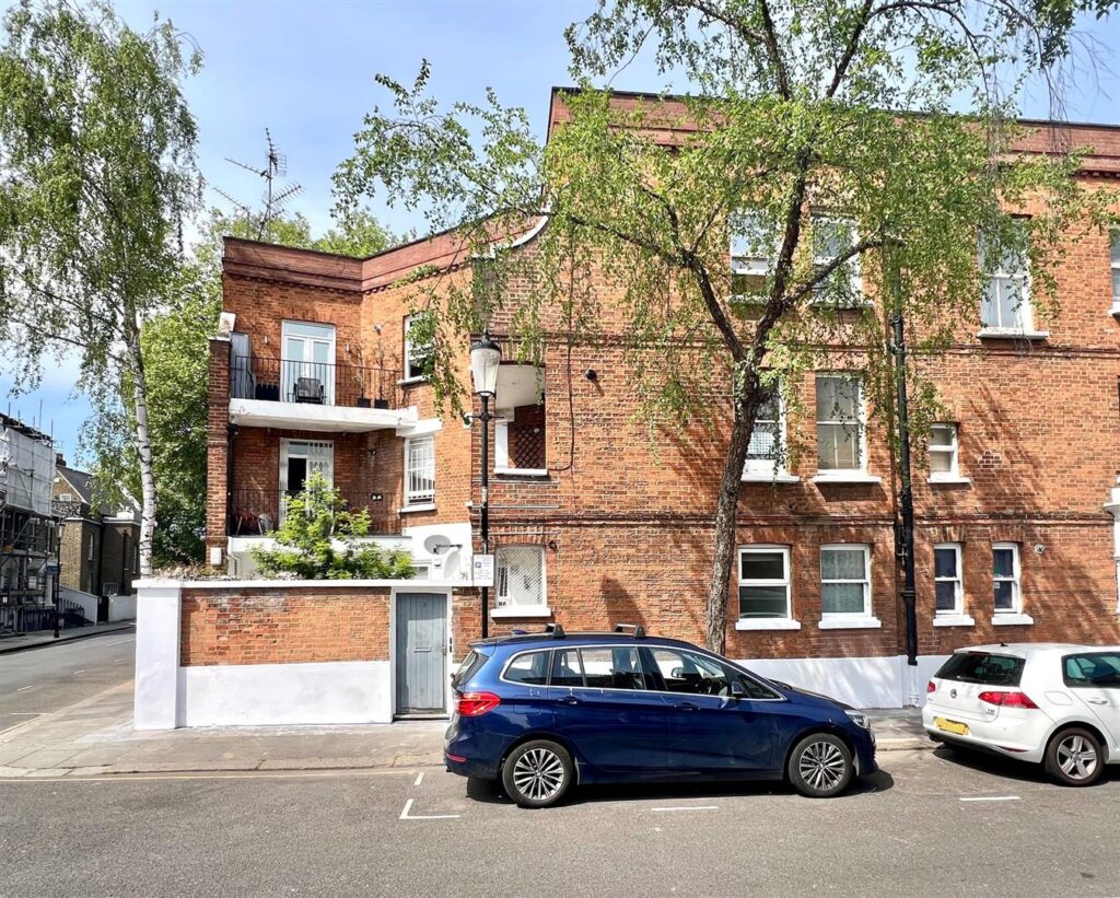 Cremorne Road, Chelsea
