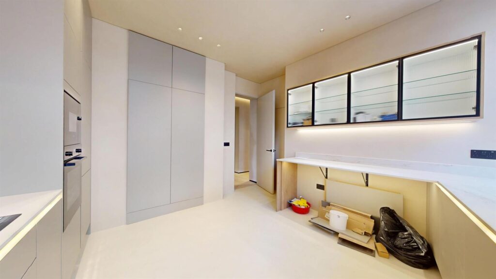 Wynnstay Gardens, Kensington