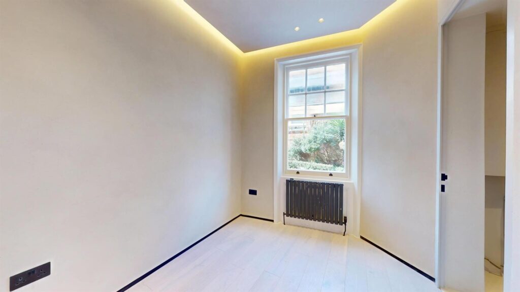 Wynnstay Gardens, Kensington