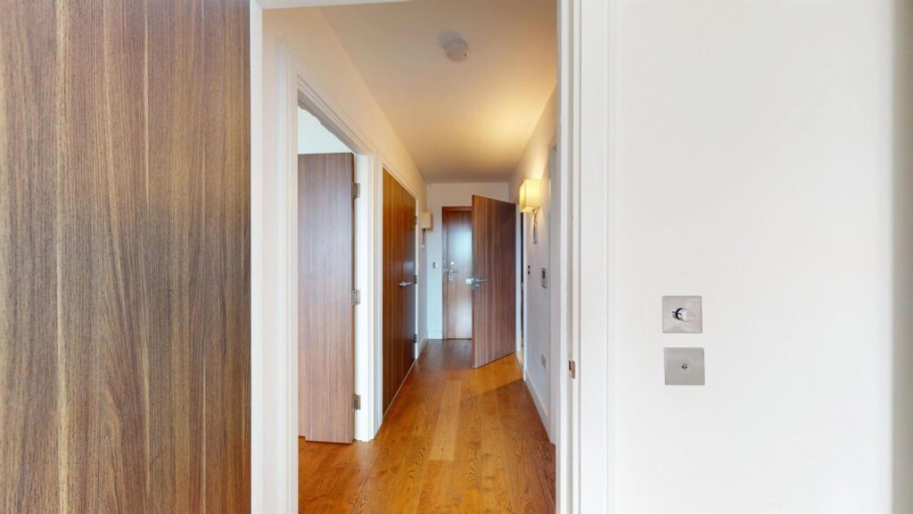 Longfield Avenue, London