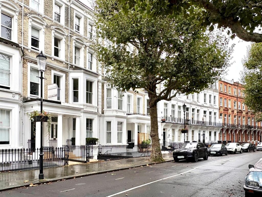 Philbeach Gardens, Earls Court