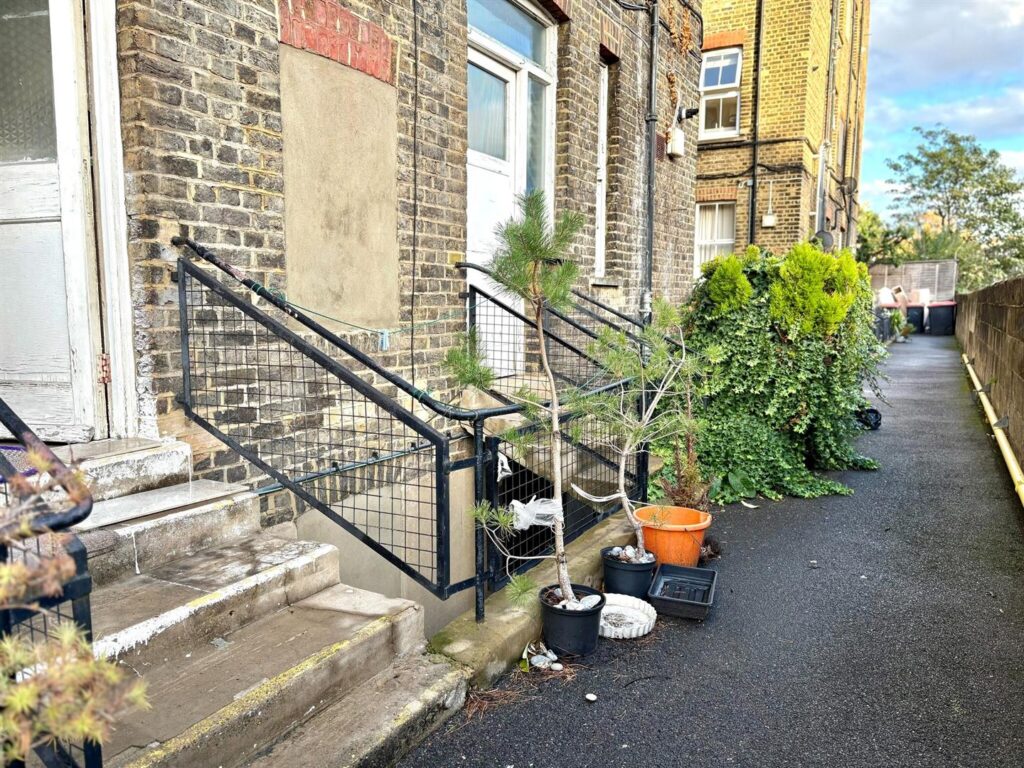 Talgarth Road, London