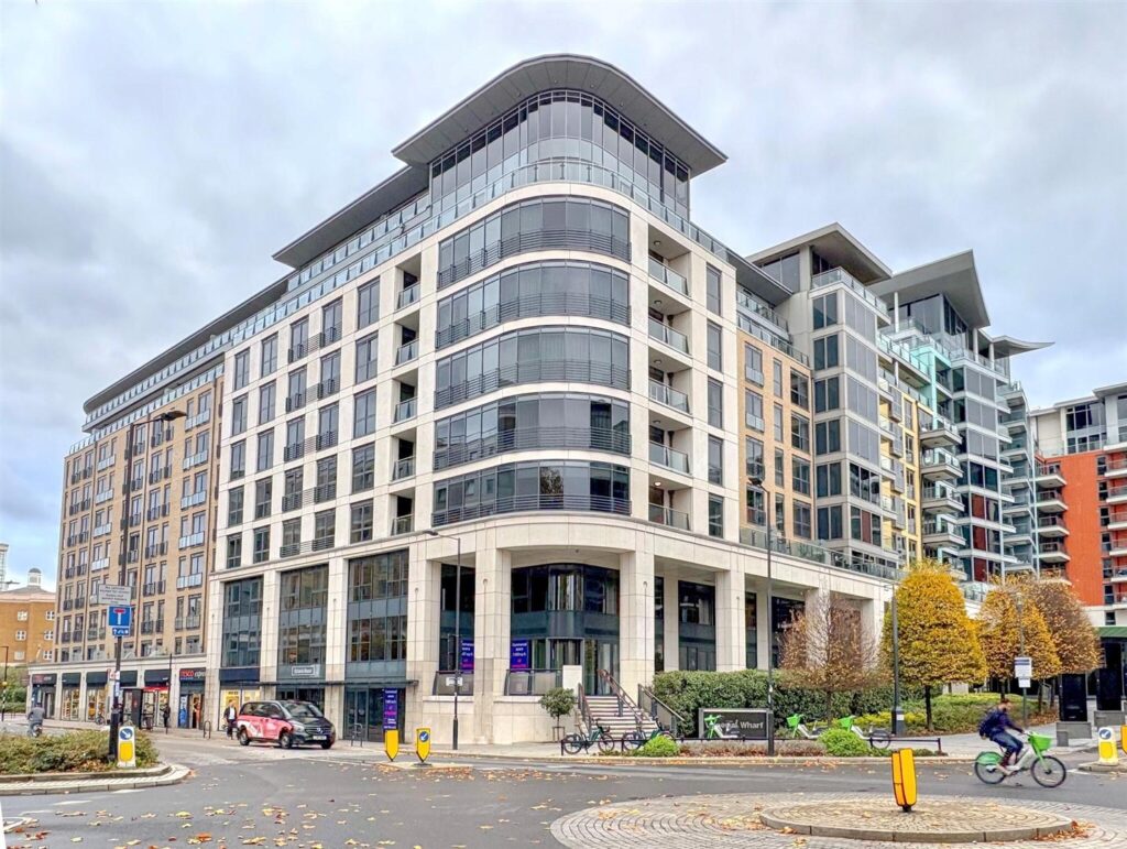 Townmead Road, Imperial Wharf