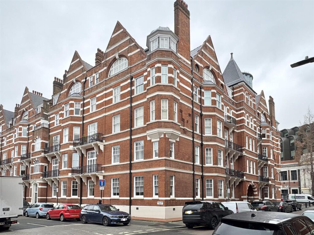 Earsby Street, Kensington Olympia
