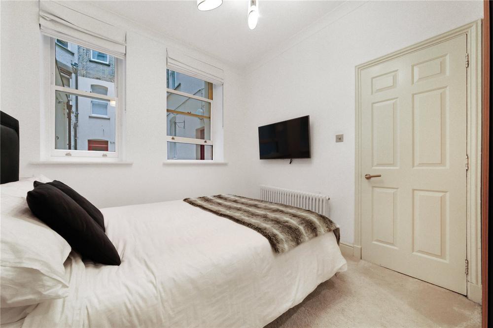 Eastcastle Street, Fitzrovia