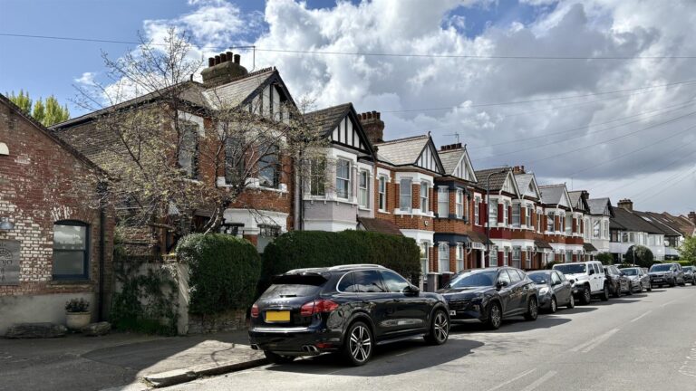 Doyle Gardens, Kensal Rise