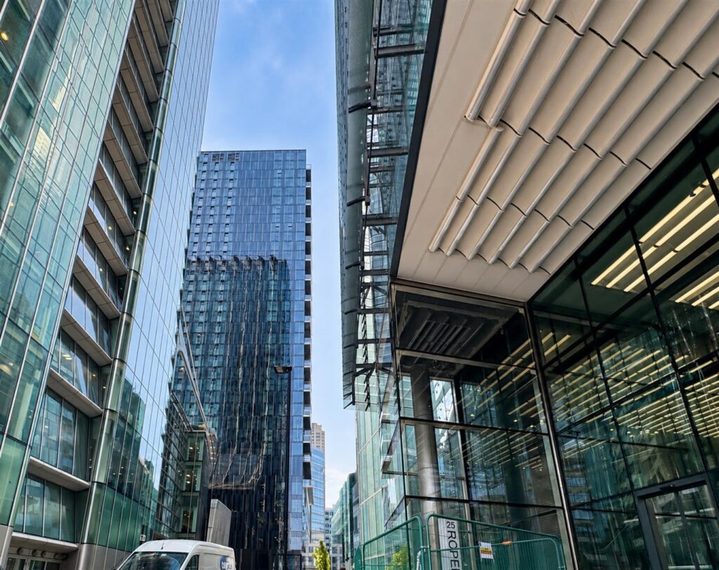 The Heron Building, 5 More Street, City