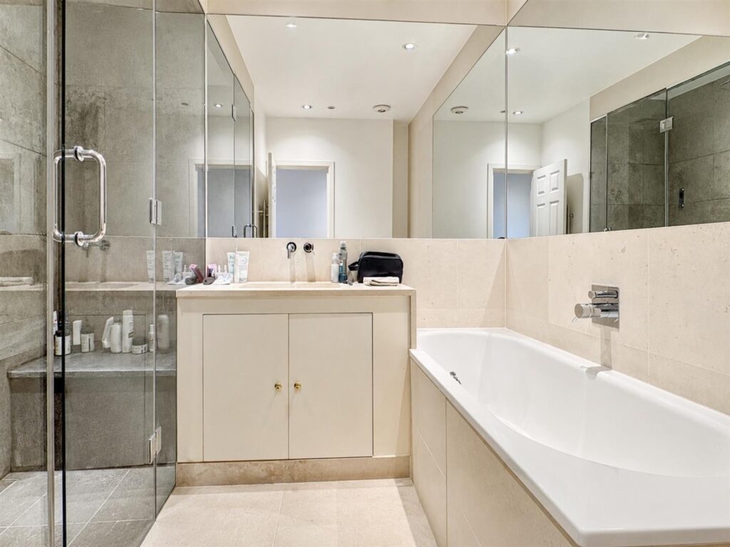 Onslow Gardens, South Kensington