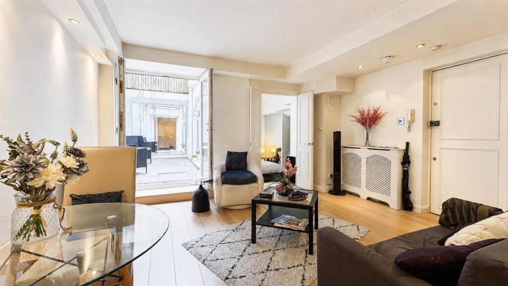 Drayton Gardens, Chelsea