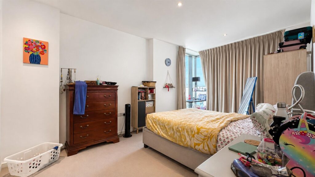 Eastfields Avenue, Putney, London