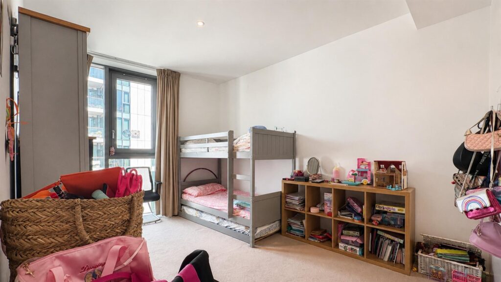 Eastfields Avenue, Putney, London